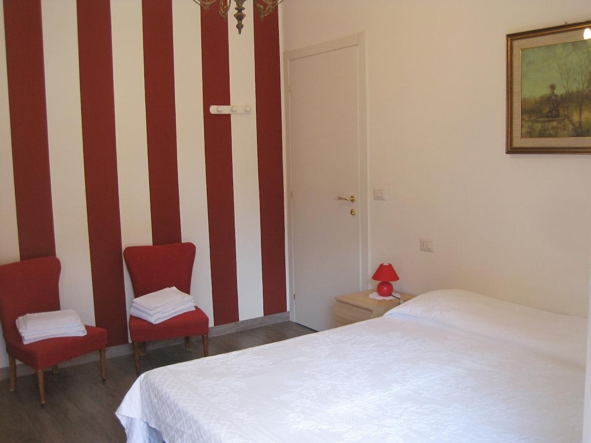 Bed And Breakfast Lo Scrigno Polinago Quarto foto